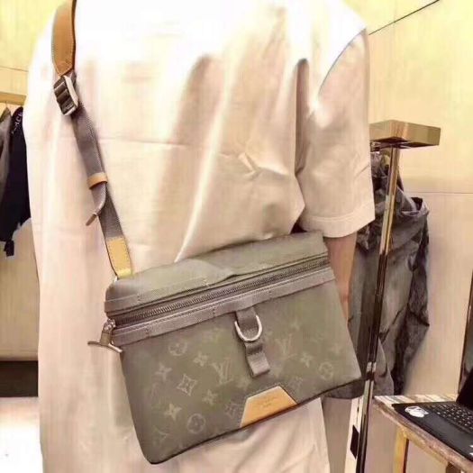 Replica LV 2018 Canvas Messenger Small Messenger M43889 Shoulder Bags