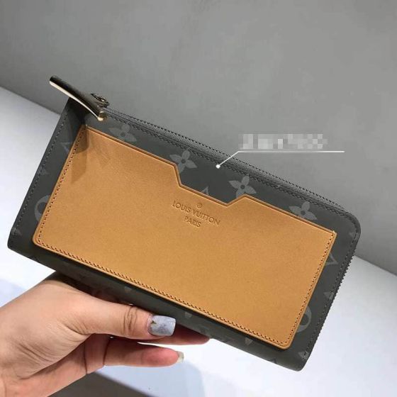 Replica LV 2018 Cosmos Bi Fold M63237 Wallets