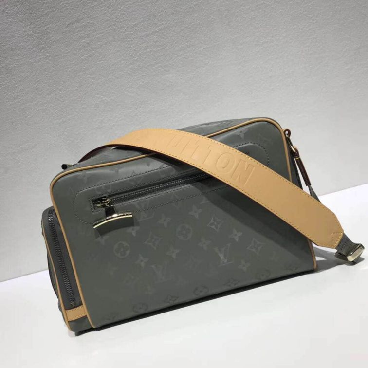 Replica LV 2018 Titanium Canvas Camera Bag M43884 Shoulder Bags