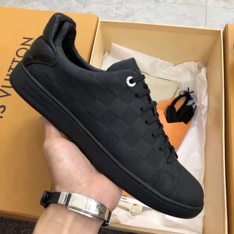 Replica LV Causal Classic Sneakers 1A1CD Men Sandals