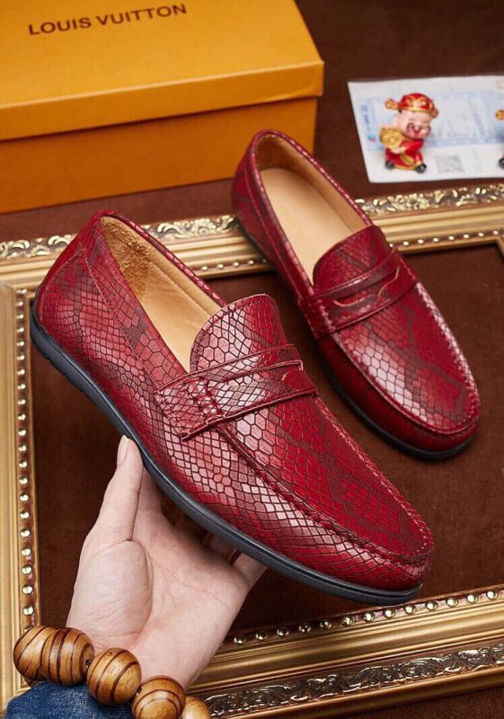 Replica 2018 LV Men Loafers