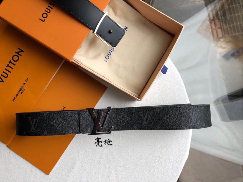 Replica LV INITIALES Reversible 40mm M9043 Men Belts