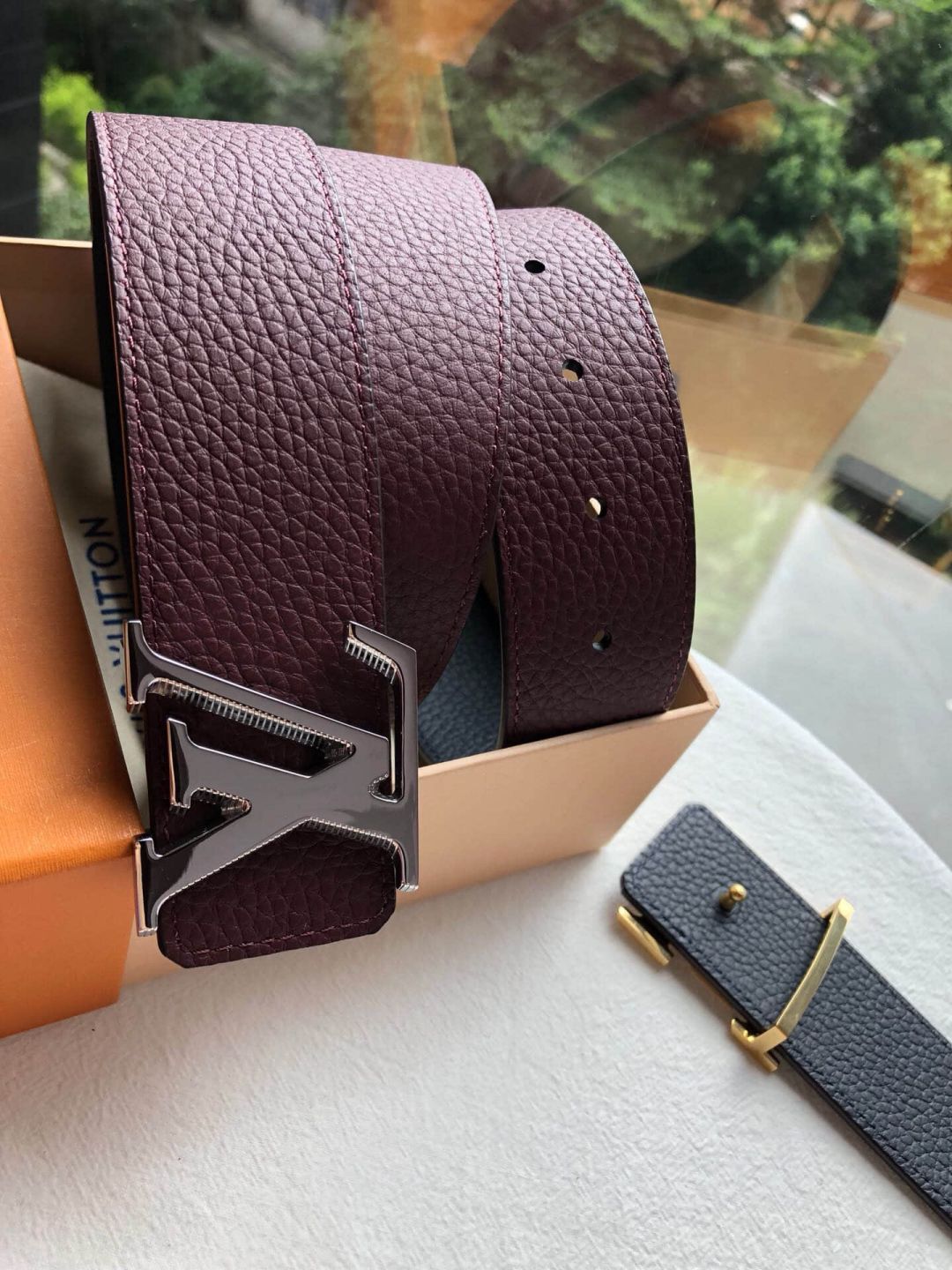 Replica 2018 LV Tilt Metal Buckle Reversible Men Belts