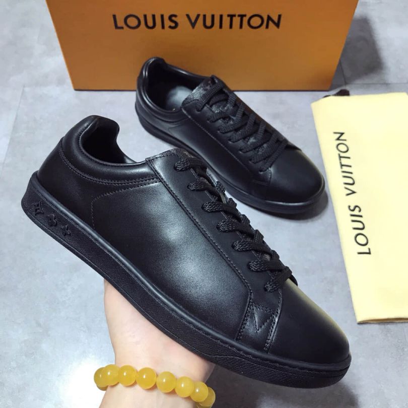 Replica LV Leather Monogram Canvas Sneakers 1A3MW6 Men Sandals