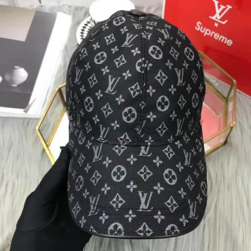 Replica LV 2018 Leather Unisex Baseball Hats