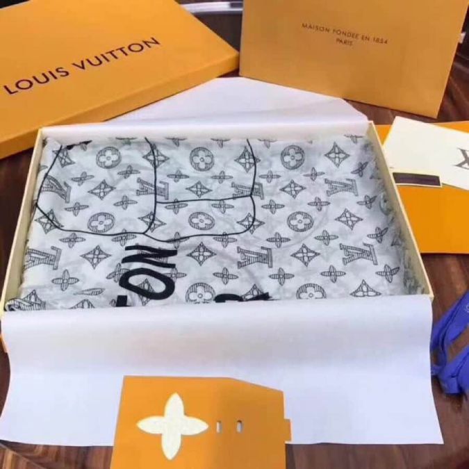 Replica LV LU 2018 FOREVER Women Scarves