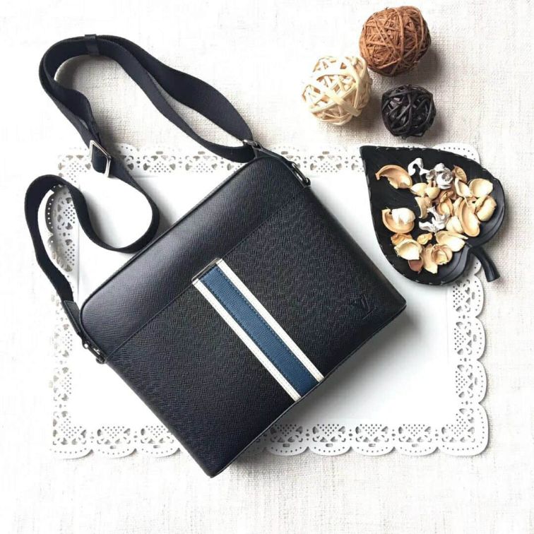 Replica LV Taiga Leather Anton Messenger Crossbody M34411 Shoulder Bags