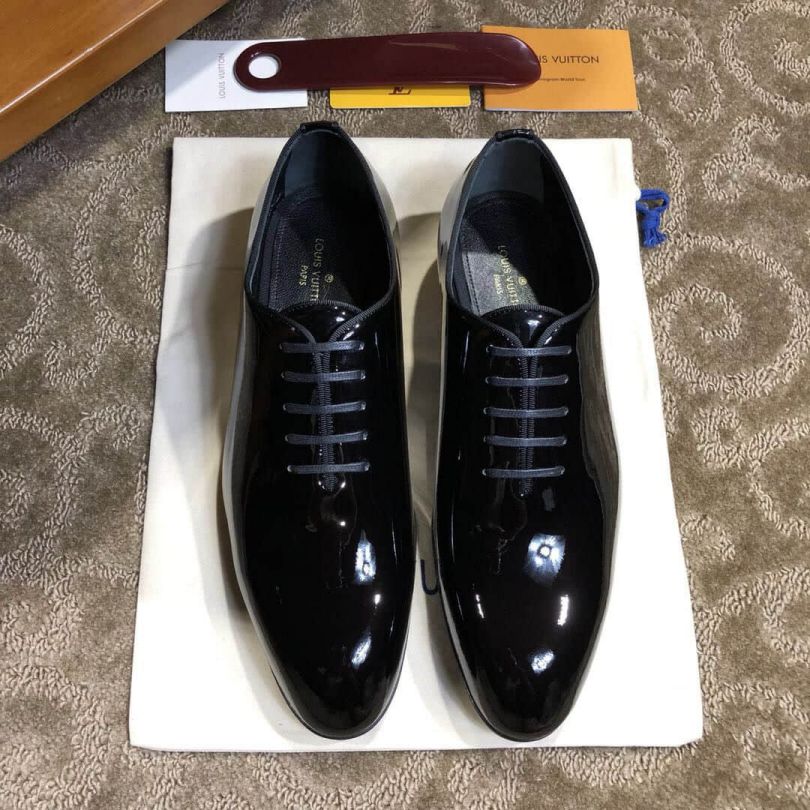 Replica LV 2018ss GRENELLE Wing tip1A2BCZ Men Sandals