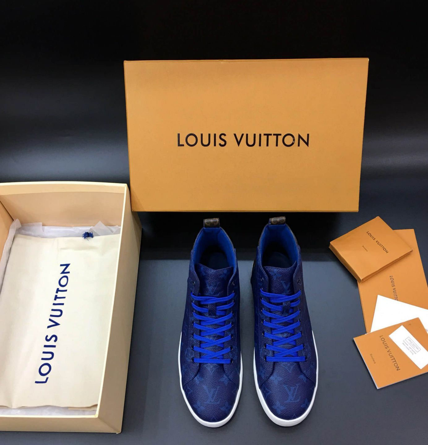 Replica 2018 LV Monogram Canvas Sneakers 1A41AE Men Sandals