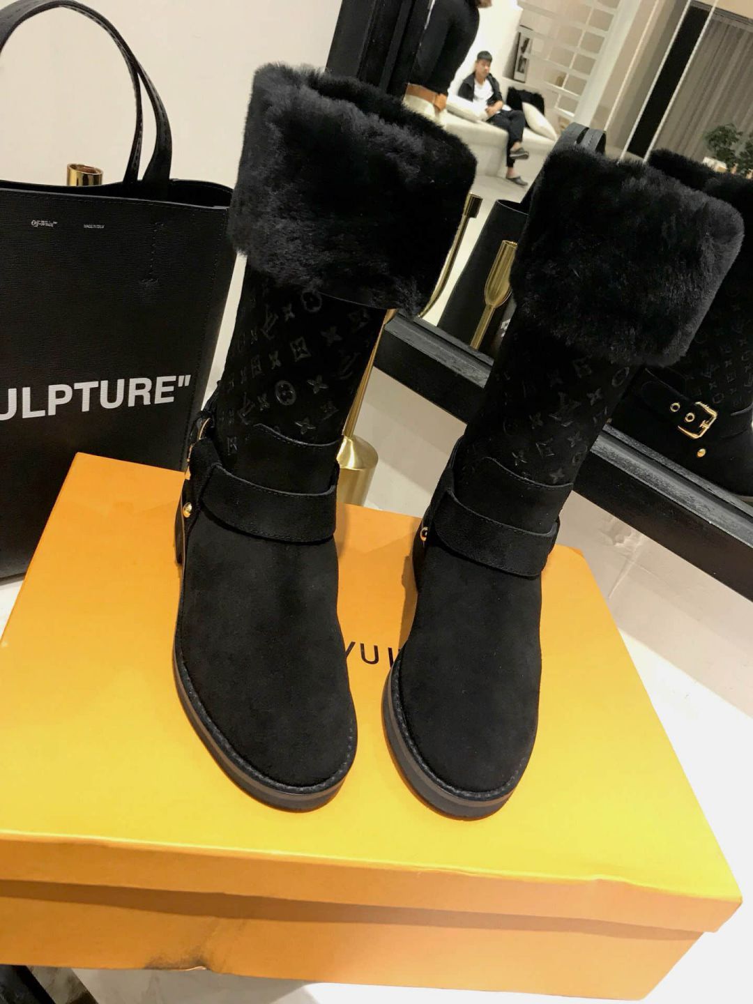 Replica 2018 LV Wool Boots Women Sandals