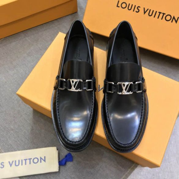 Replica LV Leather MAJOR Men Casual Shoes