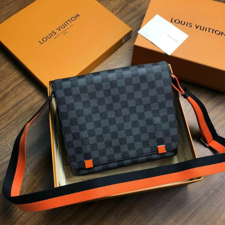 Replica LV DISTRICT Small Messenger N42420 Shoulder Bags