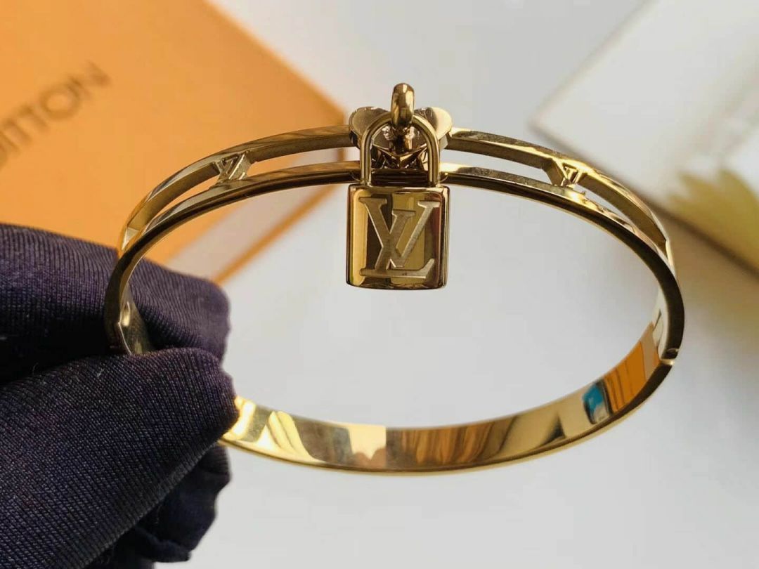 Replica LV M6228 Bracelets