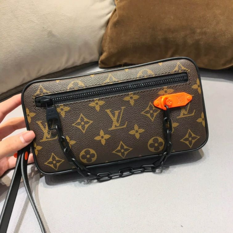 Replica LV Unisex Clutch Bags