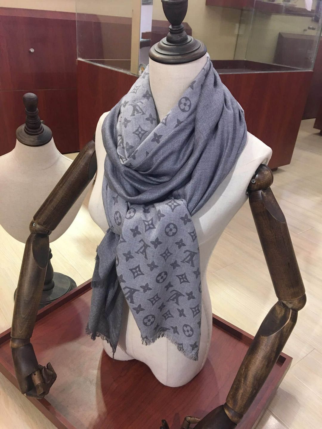 Replica LV Baby Cashmere Women Scarves