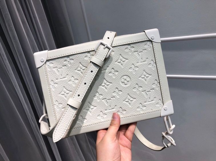 Replica LV M53287 White Leather SOFT TRUNK Crossbody Messenger Shoulder Bags