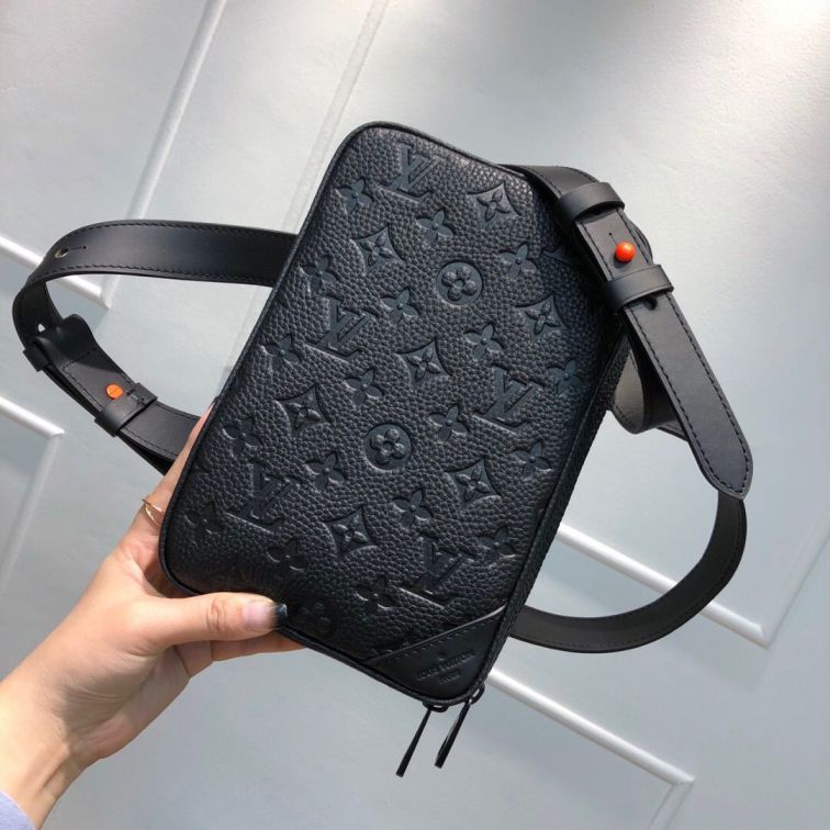 Replica LV M53298 Black Leather Utility Side Shoulder Bags