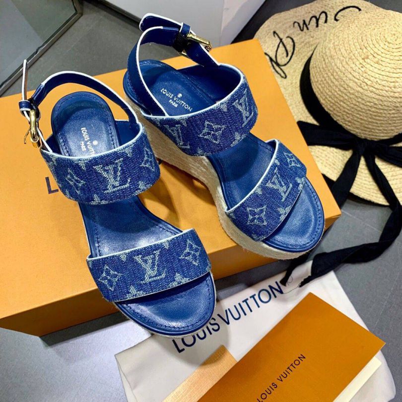 Replica LV Sandals Limited Edition Women Sandals