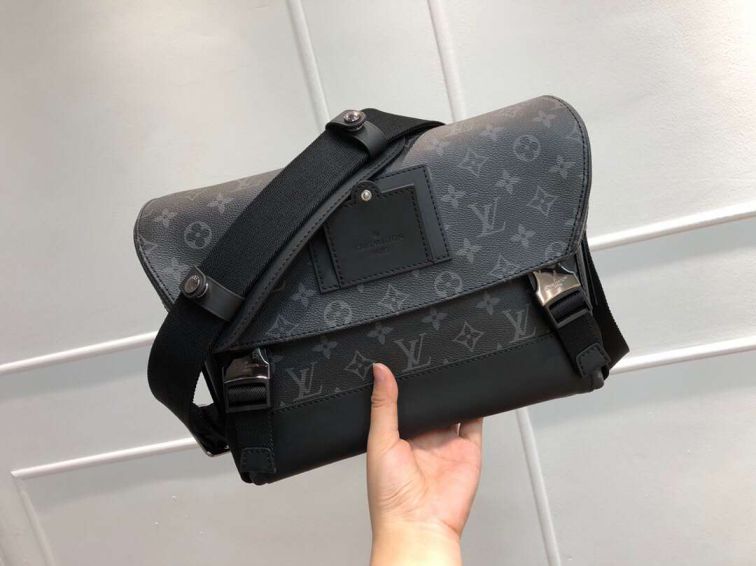 Replica LV Messenger PM Voyager Small Messenger M40511 Shoulder Bags
