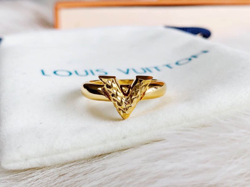 Replica LV Rings