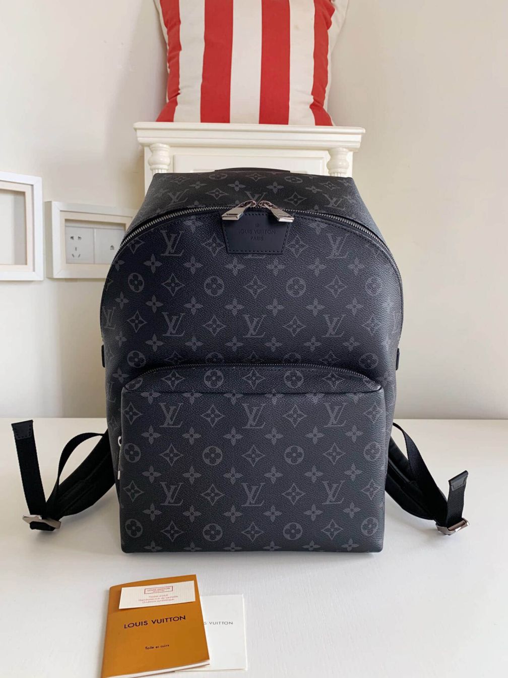 Replica LV M4320186 Black Discovery Backpack Bags