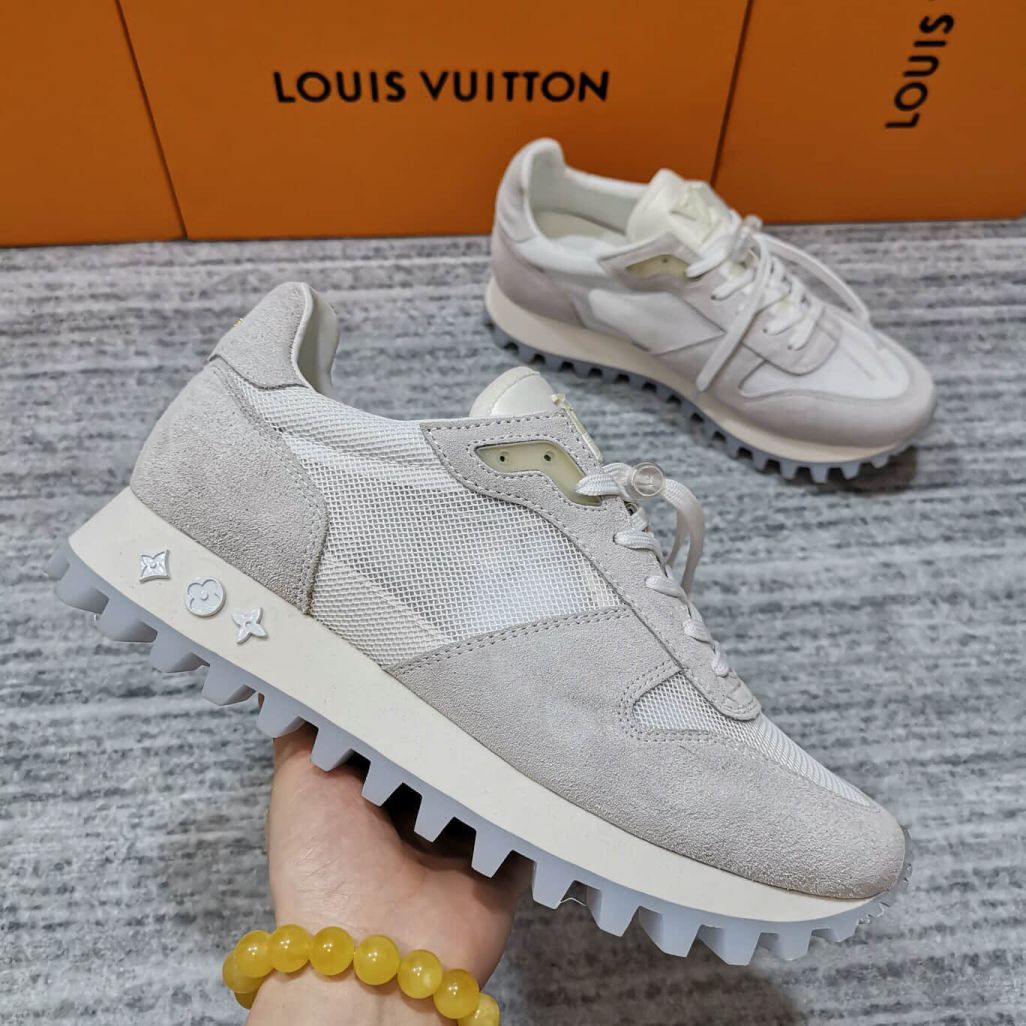 Replica LV RUNNER Men Sneakers
