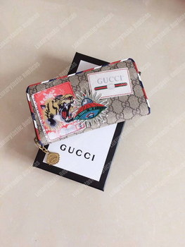 Replica Gucci Courrier GG Supreme Continental Wallet
