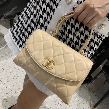 Replica Chanel Flap Bag With Top Handle Lambskin Beige