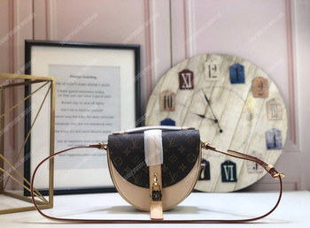 Replica LV Chantilly Lock Monogram Creme