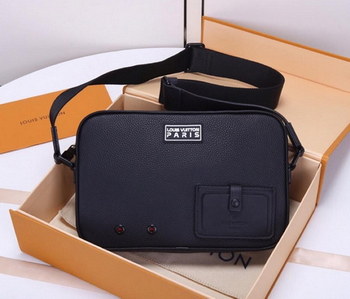 Replica Replica Louis Vuitton M52767 Alpha Messenger Created for the Pre Collection