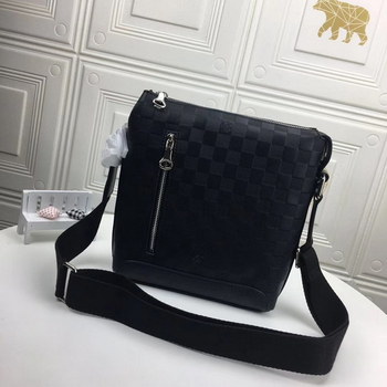 Replica LV Men Discovery Messenger Bag