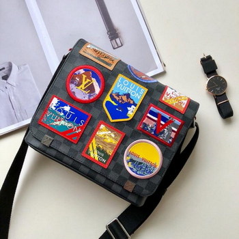 Replica Replica Louis Vuitton N40040 Men District Messenger Damier Graphite Canvas