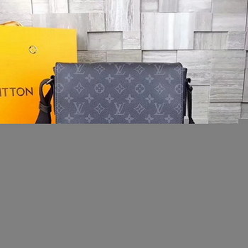 Replica Top Quality Louis Vuitton M44000 District PM Men Messenger Bag Monogram Eclipse Canvas
