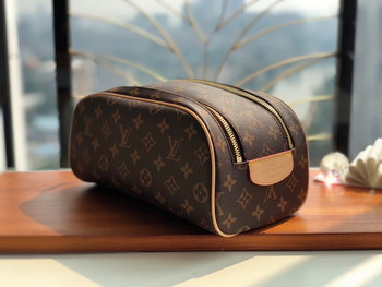Replica Replica Louis Vuitton M47528 KingToiletry Bag Monogram