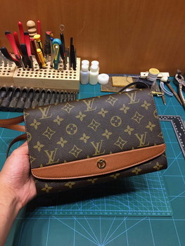 Replica Best Price Louis Vuitton M51798 Women Vintage Envelope Bag