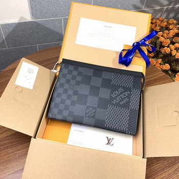 Replica Replica LV Toiletry Pouch 26 in Monogram 024
