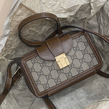 Replica 2022 Gucci GG Mini Bag with Clasp Closure Beige aND Ebony GG Supreme Canvas Fake