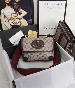 Replica AAA Quality Replica Gucci 501050 GG Supreme Small Women Messenger Bag