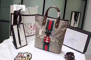 Replica Gucci 437549 Web Animalier GG Supreme Tote With Bee