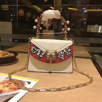 Replica Original Gucci 466428 Broche GG Supreme Mini Bag White