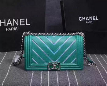 Replica Chanel 8919 V Stitch Chain Shoulder Bag Leather Green