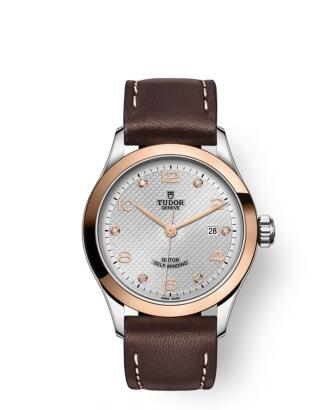 Replica Replica Tudor 1926 28 Stainless SteelRose GoldSilver DiamondStrap Watch 91351 0006 Best Buy Cheap Price Replica Watch