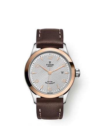 Replica Replica Tudor 1926 28 Stainless SteelRose GoldSilverStrap Watch 91351 0005 Best Buy Cheap Price Replica Watch