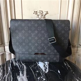 Replica Louis Vuitton LV Men Messenger MM Explorer Bag Monogram Handbag Gray M40539 6952 [LV1627] 28900 : Purse Valley,Designer Replica Handbags,Premium Replica Handbags at PurseValley